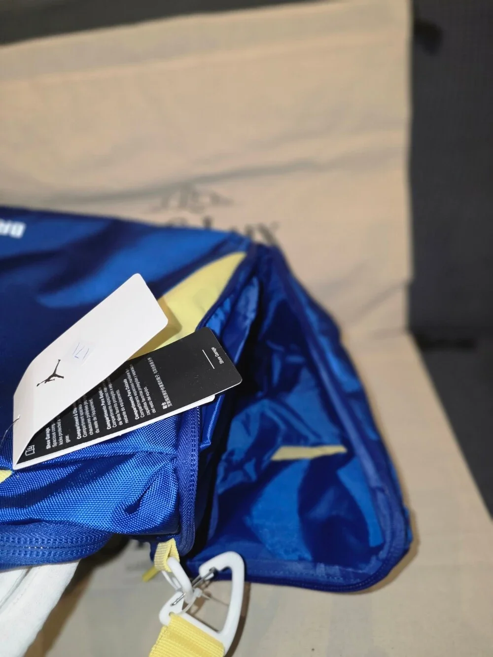 Jordan P6 Element Duffel (68.8L) - Brazil